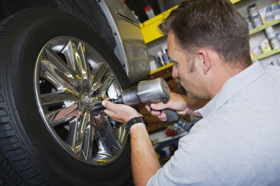Premium Tire Changing Edinburg, TX